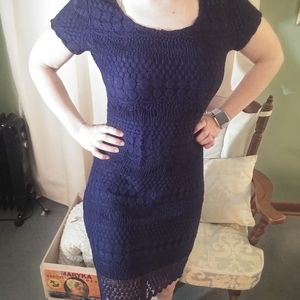 ❄2/$15❄ Navy lace stunner - M SALE!